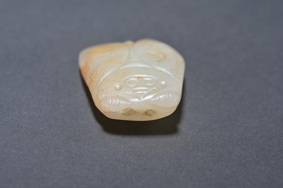 三杉美術(shù)清 白玉蟬及瑪瑙璧二件