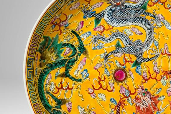 Apollo Art AuctionsGuangxu Period, Qing Dynasty, Ca. AD 1875 - 1908. >A finely painted famille rose porcelain dish,
