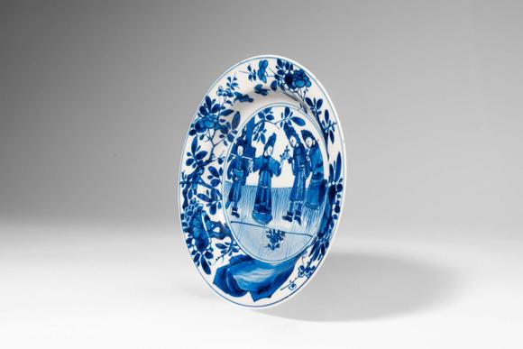 Apollo Art AuctionsKangxi Period, Qing Dynasty, Ca. AD 1661 - 1722. >A finely painted blue and white porcelain dish