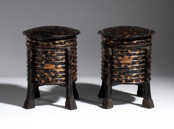 Bertolami Fine ArtA pair of covered Hokai food containers in gold and black lacquer. Japan, late Edo period (1615–1868).
