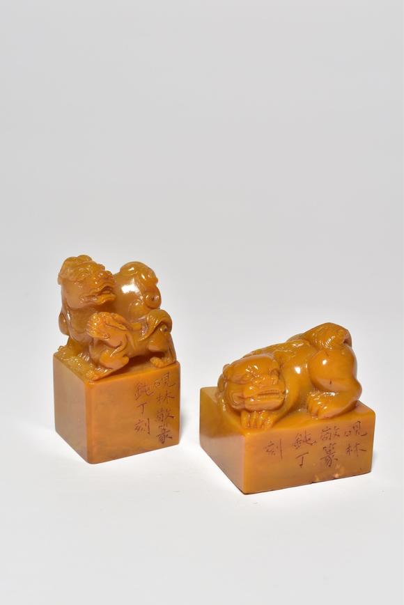 北京寶蘊(yùn)舊藏劉墉藏丁敬治印田黃瑞獸印章