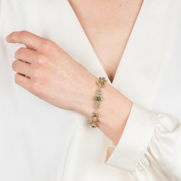 Auktionshaus StahlEmerald Diamond Bracelet with Floral Ornaments.