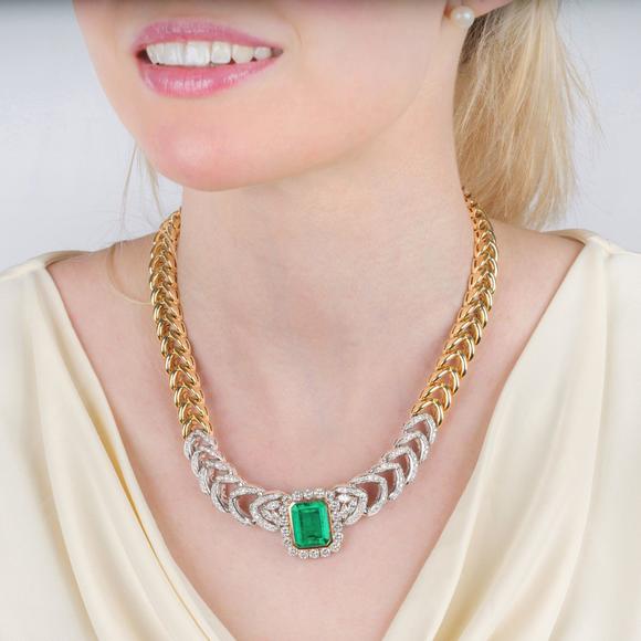 Auktionshaus StahlExcellent Diamond Gala Necklace with fine, high-carat Colombia Emerald.