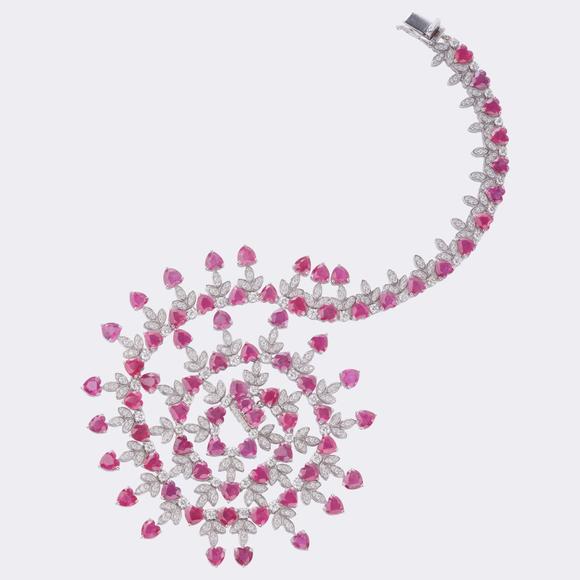 Auktionshaus StahlRuby?? Diamond Necklace 'Red Hearts'.
