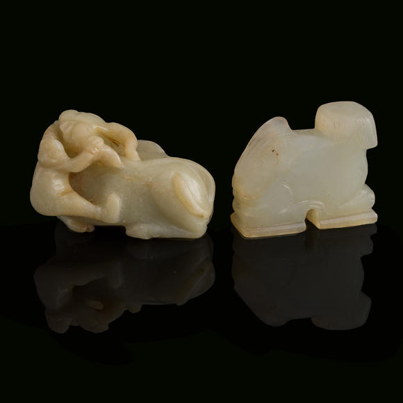 Oakridge Auction Gallery清代 玉牛掛墜及玉印  A Chinese jade carving and a jade seal