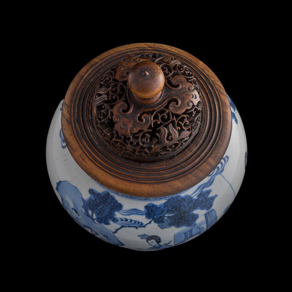 Oakridge Auction Gallery清康熙 青花三娘教子圖將軍罐（附硬木蓋）  A Chinese blue and white 'Sanniang Teaching Her Son' narrative jar