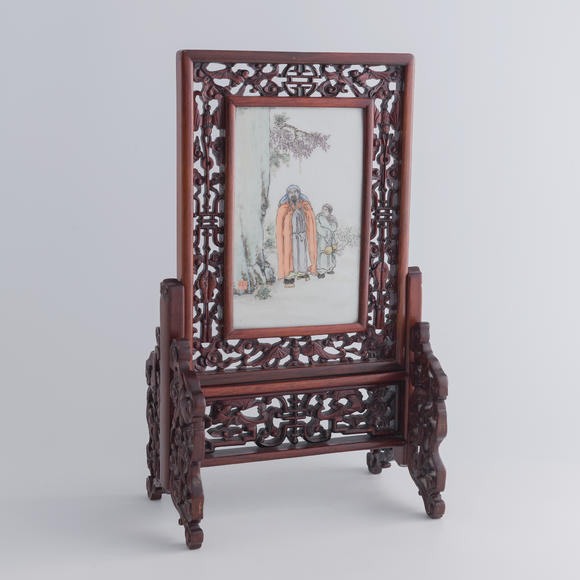 Oakridge Auction Gallery民國 劉希任粉彩人物瓷板  A Chinese famille rose porcelain plaque