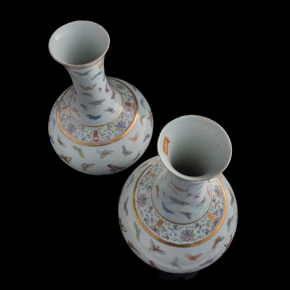 Oakridge Auction Gallery清光緒 粉彩百蝶賞瓶一對  A pair of Chinese famille rose 'hundred butterflies' shang vases