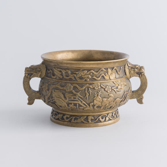 Oakridge Auction Gallery清代 胡文明款銅鶴鹿同春紋龍耳簋式爐  A Chinese bronze 'crane and deer' gui-form censer