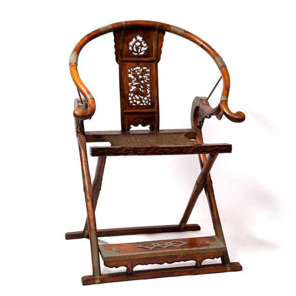 Oakridge Auction Gallery黃花梨交椅  A Chinese Huanghuali folding armchair