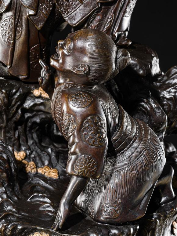 Galerie ZackeHAYASHI HARUSADA: A MONUMENTAL (234 CM) PARCEL-GILT BRONZE ‘RYUJIN AND DRAGONS’ EXHIBITION KORO (INCENSE BURNER)