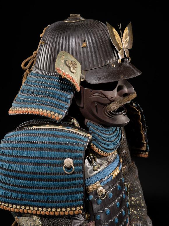 Galerie ZackeSAOTOME: AN IMPRESSIVE OKEGAWA NIMAI-DO GUSOKU (TWO-PIECE CUIRASS ARMOR) AND SUJIBACHI KABUTO, WITH NKBKHK KOSHU TOKUBETSU KICHO (ESPECIALLY IMPORTANT) SHIRYO CERTIFICATE