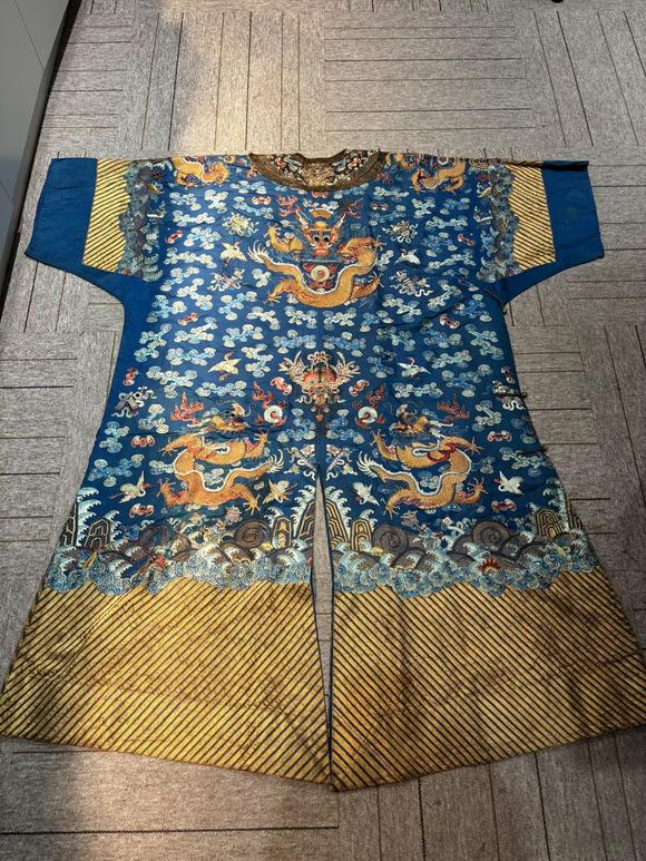 吉本株式會社清代 緙絲龍袍