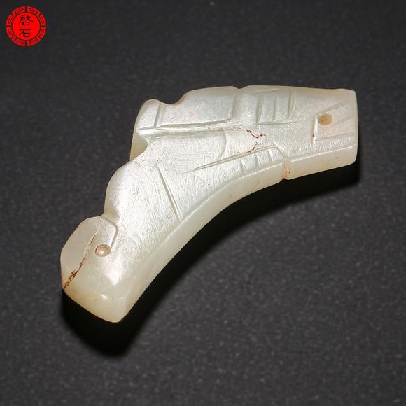 北京啟石明 虎形佩
