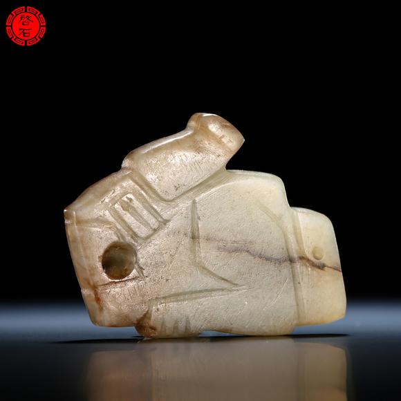 北京啟石明 虎形佩