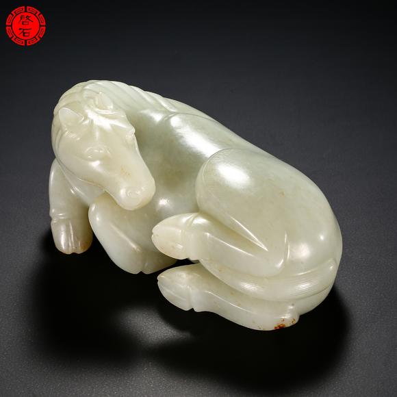 北京啟石清 圓雕玉馬擺件（帶木座）