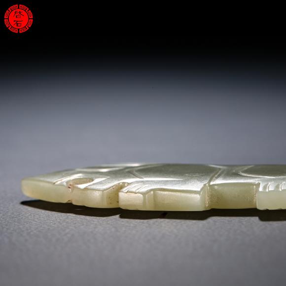 北京啟石明 虎形佩