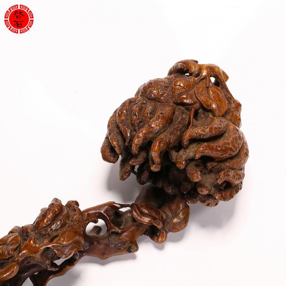 北京啟石清中期 竹根雕佛手如意（帶水晶墜）