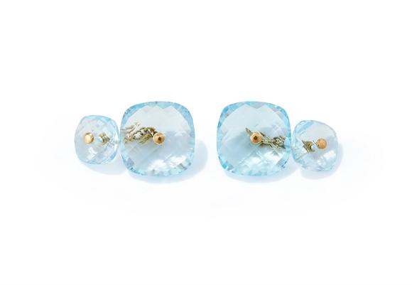 DreweattsA PAIR OF BLUE TOPAZ CUFFLINKS