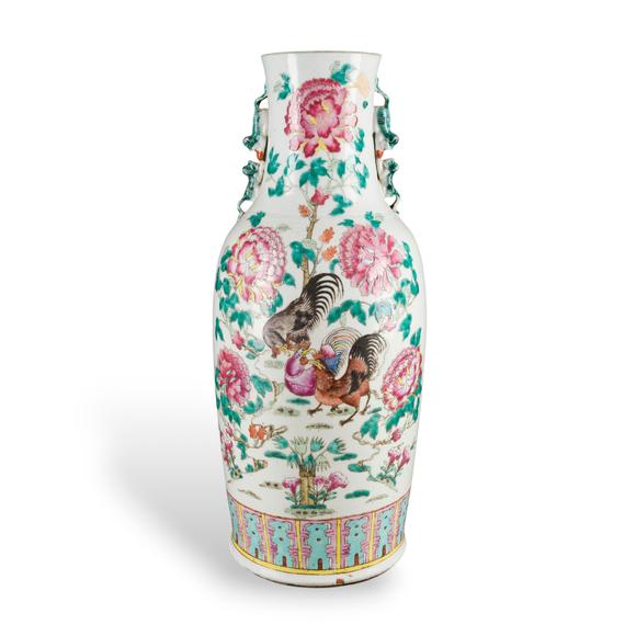 Hargesheimer Kunstauktionen DüsseldorfEINE FAMILLE-ROSE-VASE MIT DARSTELLUNG VON \'AN JU LE YE\'