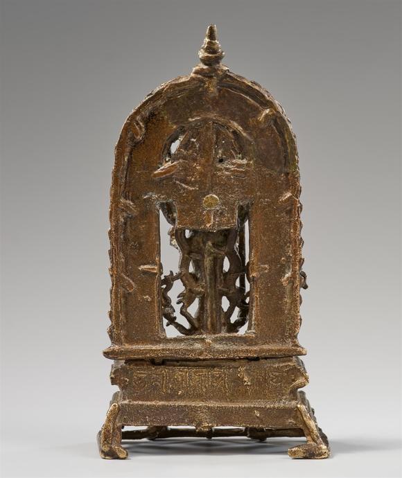 Kunsthaus Lempertz KGA small Pala copper and brass alloys altar of Vishnu. Northeastern India. 12th century or slightly later