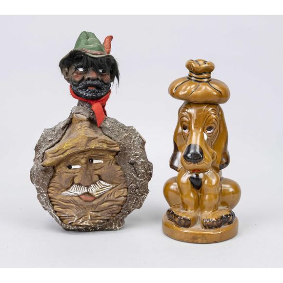 Historia Auktionshaus2 novelty bottles for schnapps, sec