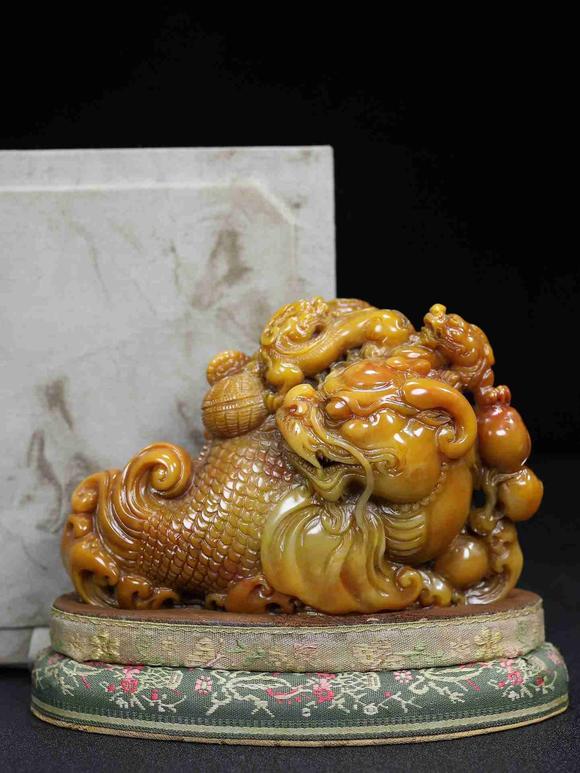日本松町古美瑞獸呈祥