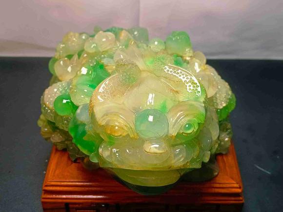 日本松町古美龍石種冰飄花翡翠金蟾