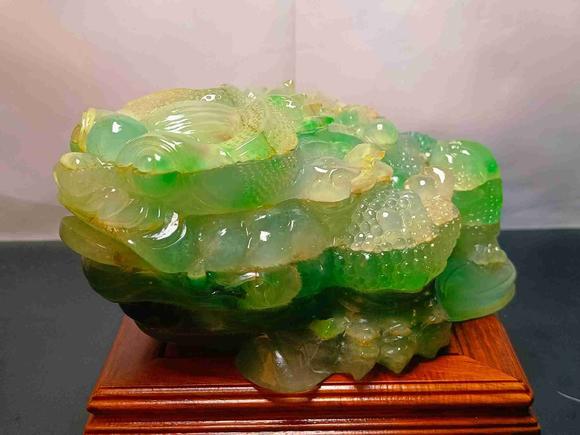 日本松町古美龍石種冰飄花翡翠金蟾