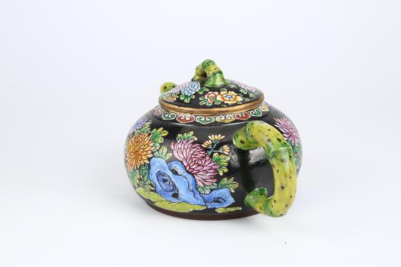 千美會(huì)紫砂胎畫(huà)琺瑯安居樂(lè)業(yè)紋竹節(jié)形執(zhí)壺