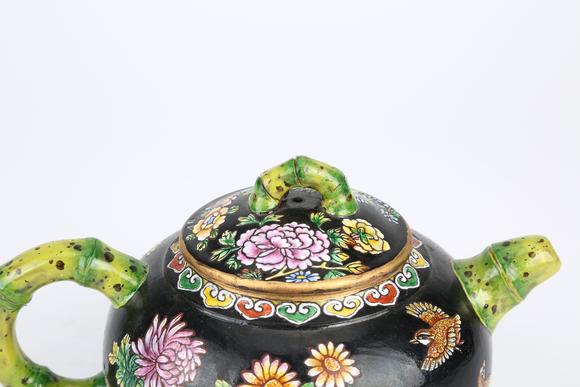 千美會紫砂胎畫琺瑯安居樂業(yè)紋竹節(jié)形執(zhí)壺