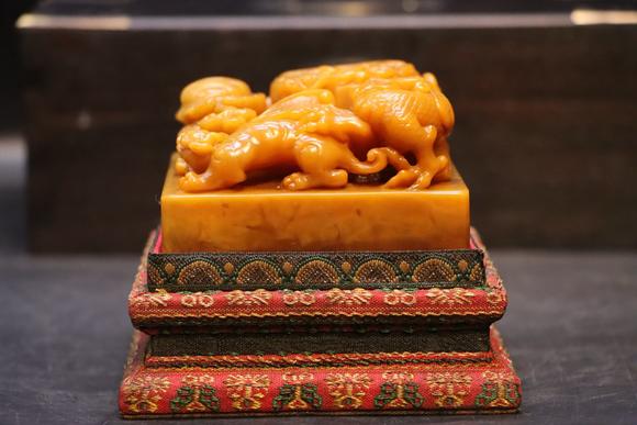 日本松町古美田黃四大神獸雕工，受命于天既壽永昌印章
