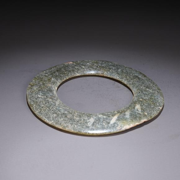 千美會高古玉環(huán)形器