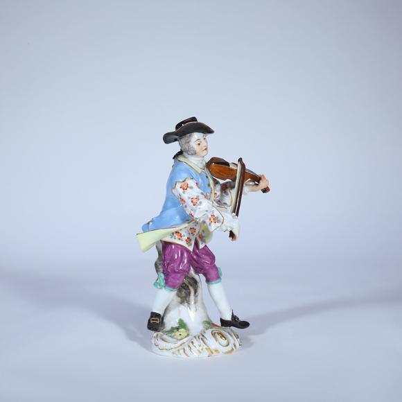KARSON AUCTIONLate 19th Century Pair of Meissen Rococo Porcelain Figurines of Court Musicians