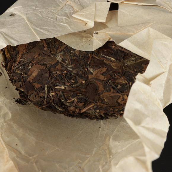 朱雀美術(shù)拍賣茶餅三點