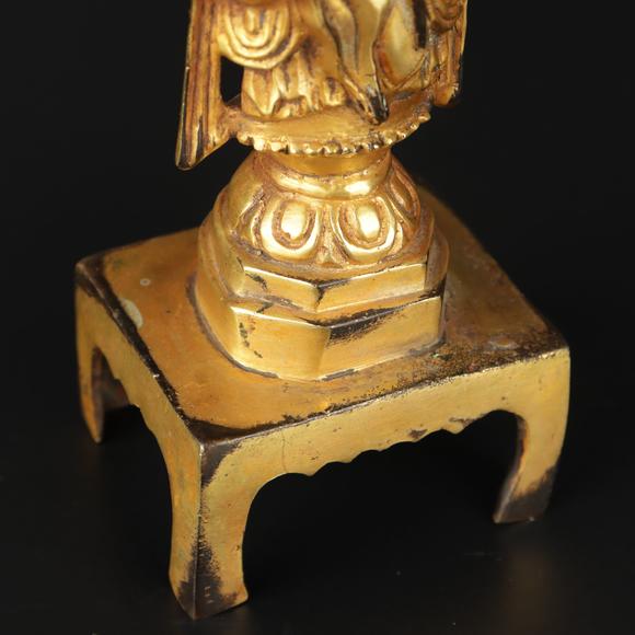朱雀美術(shù)拍賣(mài)古銅鎏金佛造像