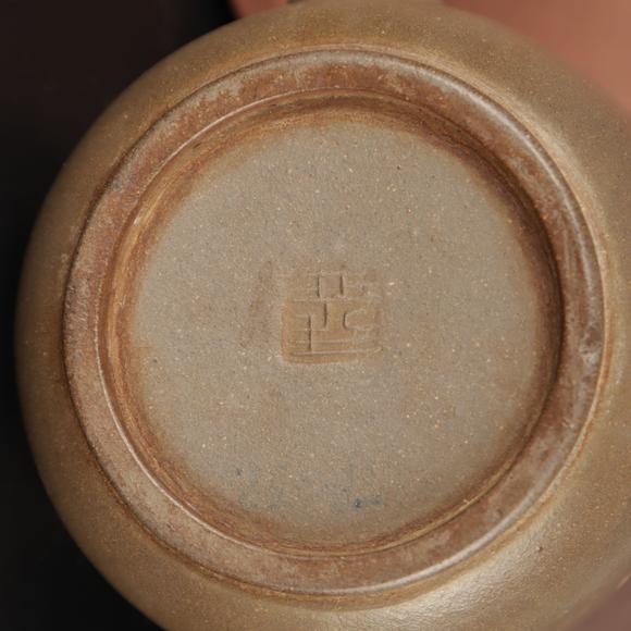 朱雀美術(shù)拍賣中國紫砂壺三點(diǎn)一組