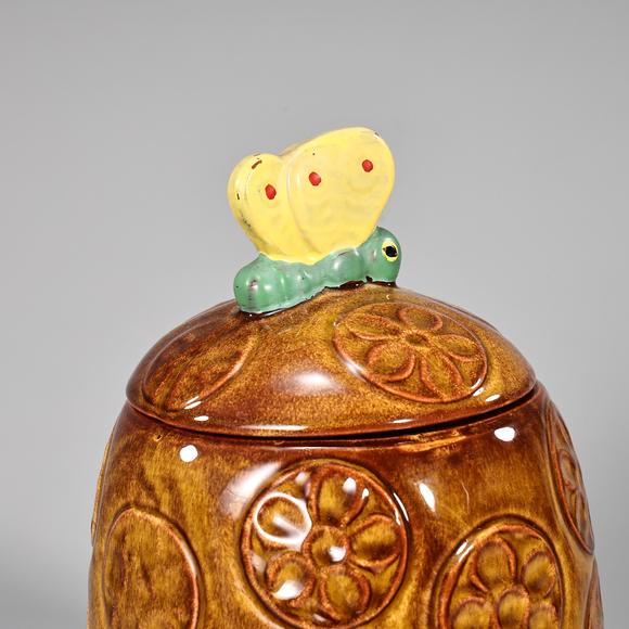 Karl s Collections IncMcCoy Ceramic Tommy Turtle Cookie Jar with Butterfly Lid 1950