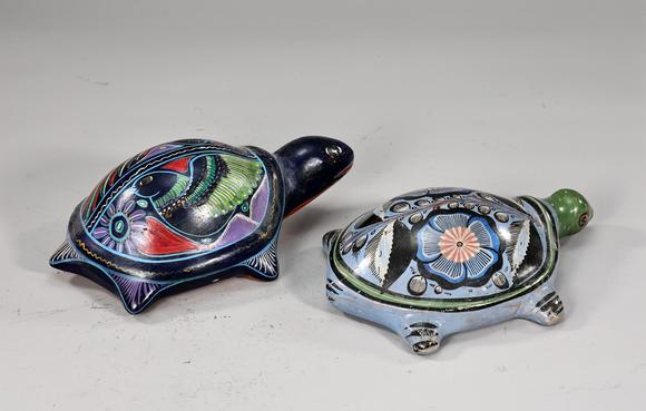 Karl s Collections IncTwo Mexican Folk Art Pottery Turtles