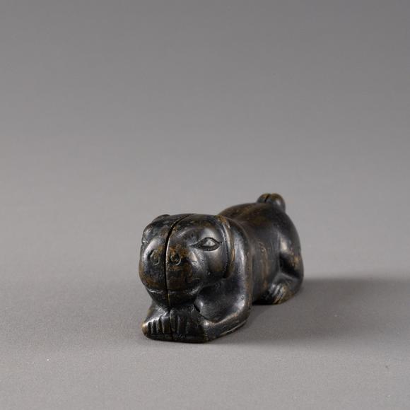 大阪美術(shù)商會(huì)明 古銅錯(cuò)銀虎符