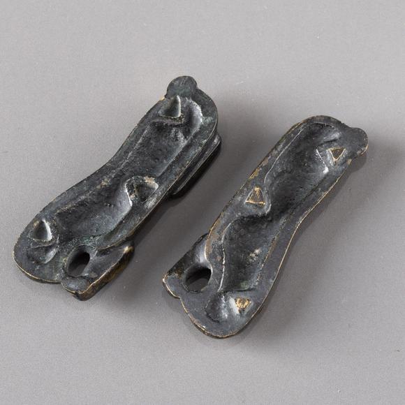 大阪美術(shù)商會(huì)明 古銅錯(cuò)銀虎符