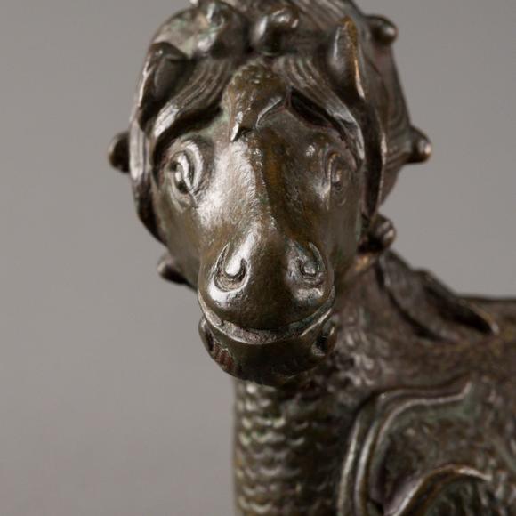 大阪美術(shù)商會(huì)明 古銅羊鎮(zhèn)