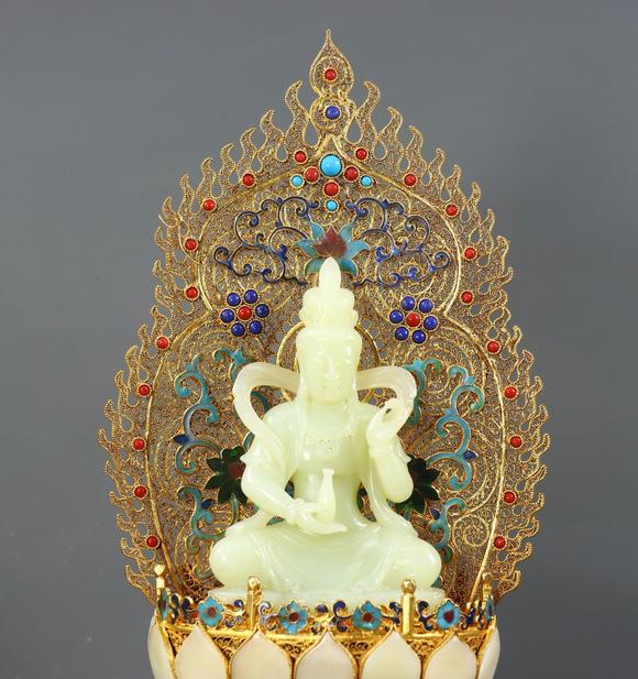 億品兆富株式會(huì)社（AALPZF）銅鎏金花絲鑲嵌和田玉佛像一尊