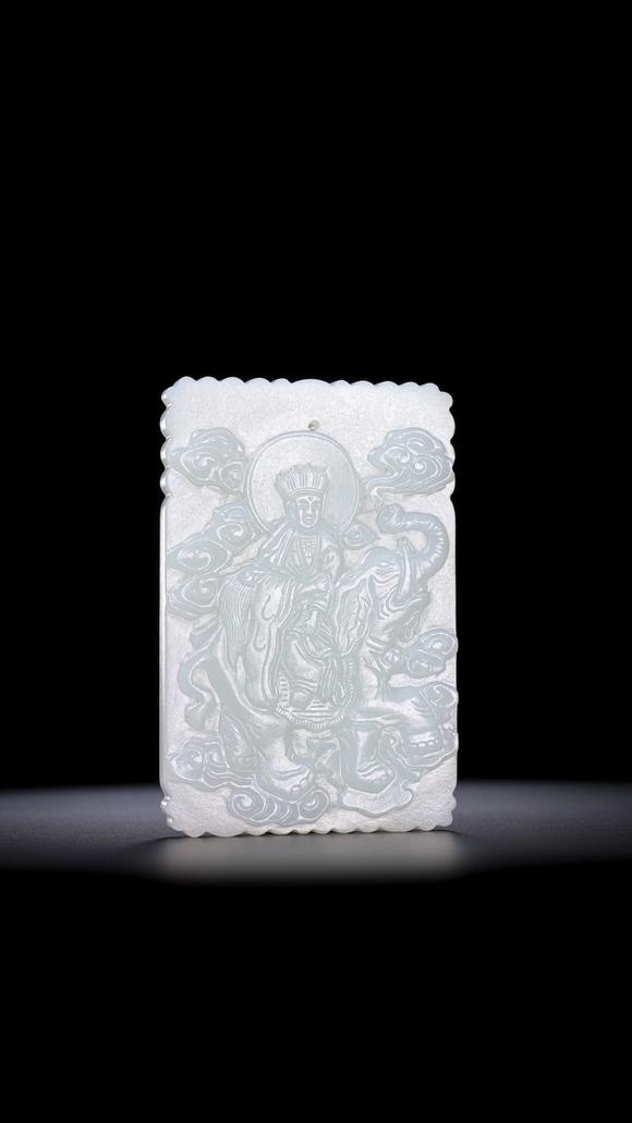 HUNG YUN ZHAI AUCTION HOUSE INCQing Dynasty White Jade 