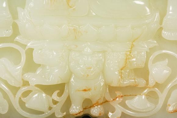 HUNG YUN ZHAI AUCTION HOUSE INCThree Hetian White Jade Buddhist Statues with Spinach Green Jade Base
