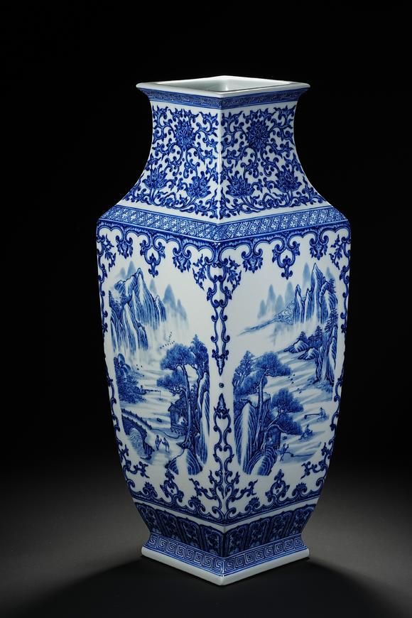 HUNG YUN ZHAI AUCTION HOUSE INCQianlong Period Underglaze Blue Square Zun Vessel with Landscape