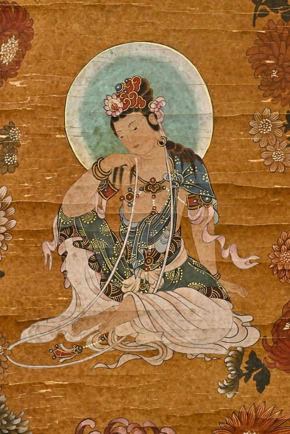 HUNG YUN ZHAI AUCTION HOUSE INCAncient Silk Guanyin Painting by Yan Liben