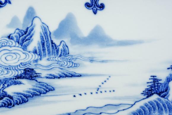 HUNG YUN ZHAI AUCTION HOUSE INCQianlong Period Underglaze Blue Square Zun Vessel with Landscape