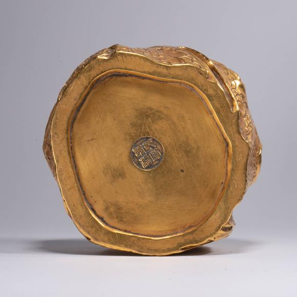 （和正堂株式會(huì)社）吉祥美術(shù)清乾隆 銅鎏金古松紋蟹池仿生洗