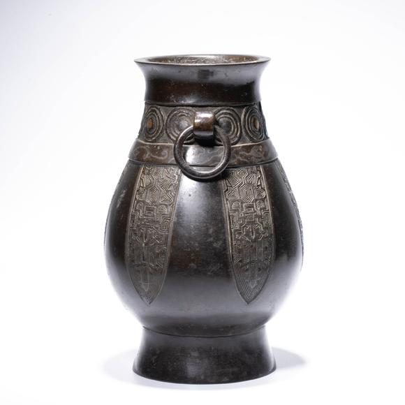 （和正堂株式會(huì)社）吉祥美術(shù)明 古銅錯(cuò)金銀環(huán)耳瓶